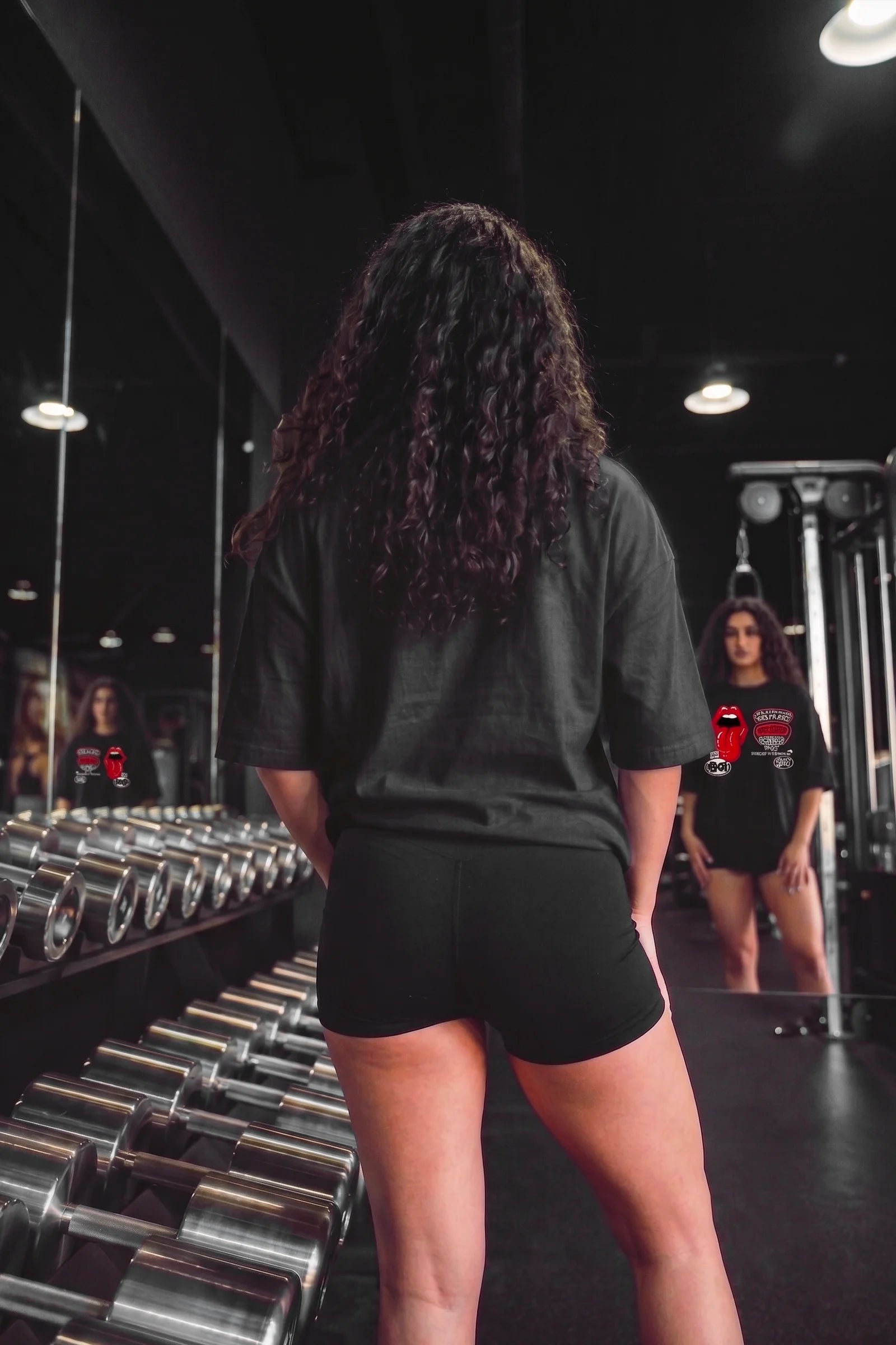 Rolls On Oversized T-shirts (Black)
