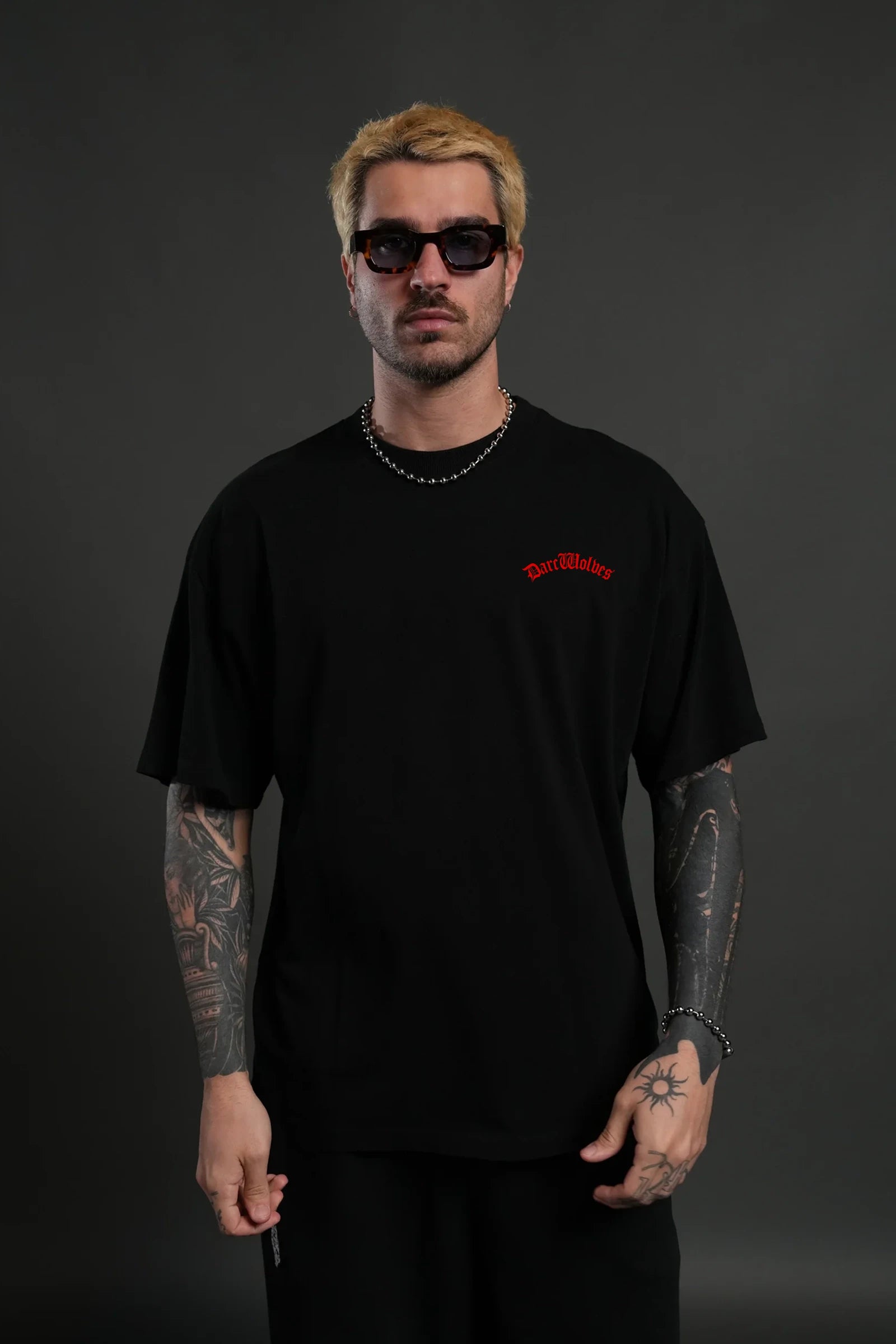 Darc Wolves,  Oversize  T-shirt (Black)