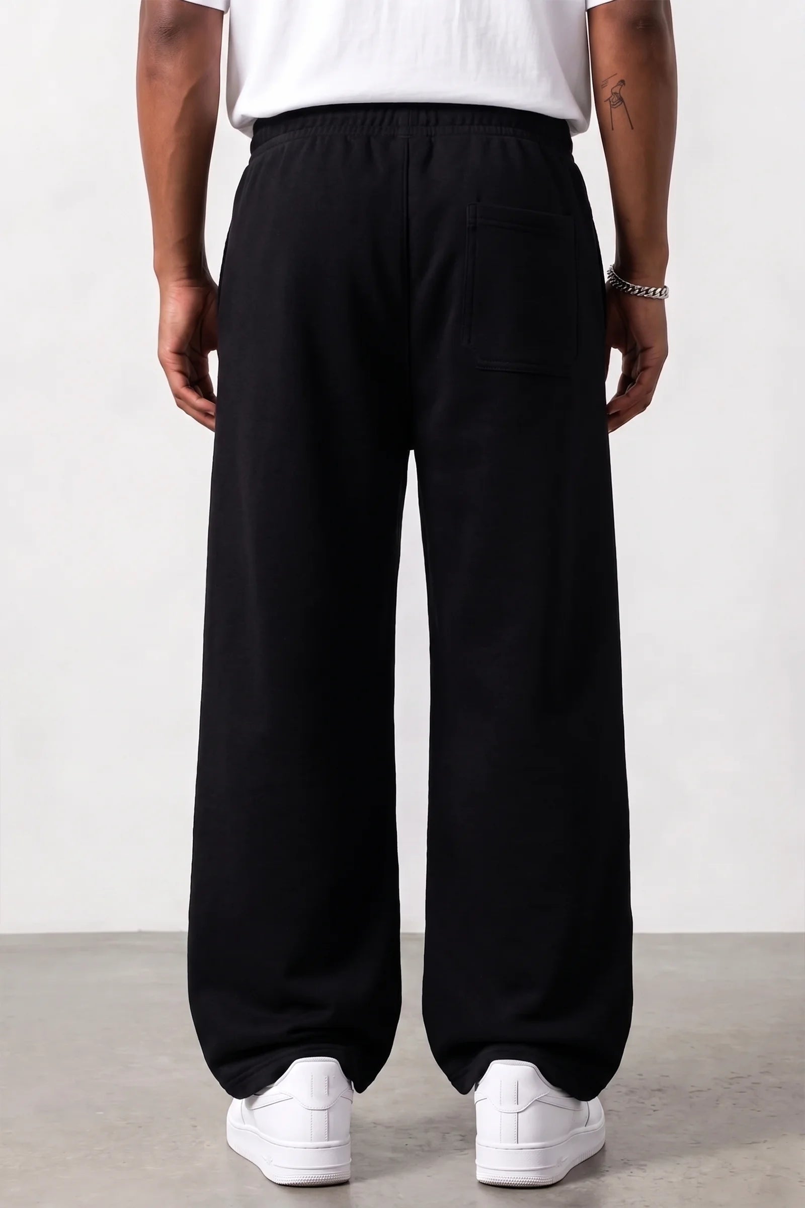 Alpha Ravage Jogger (Black)