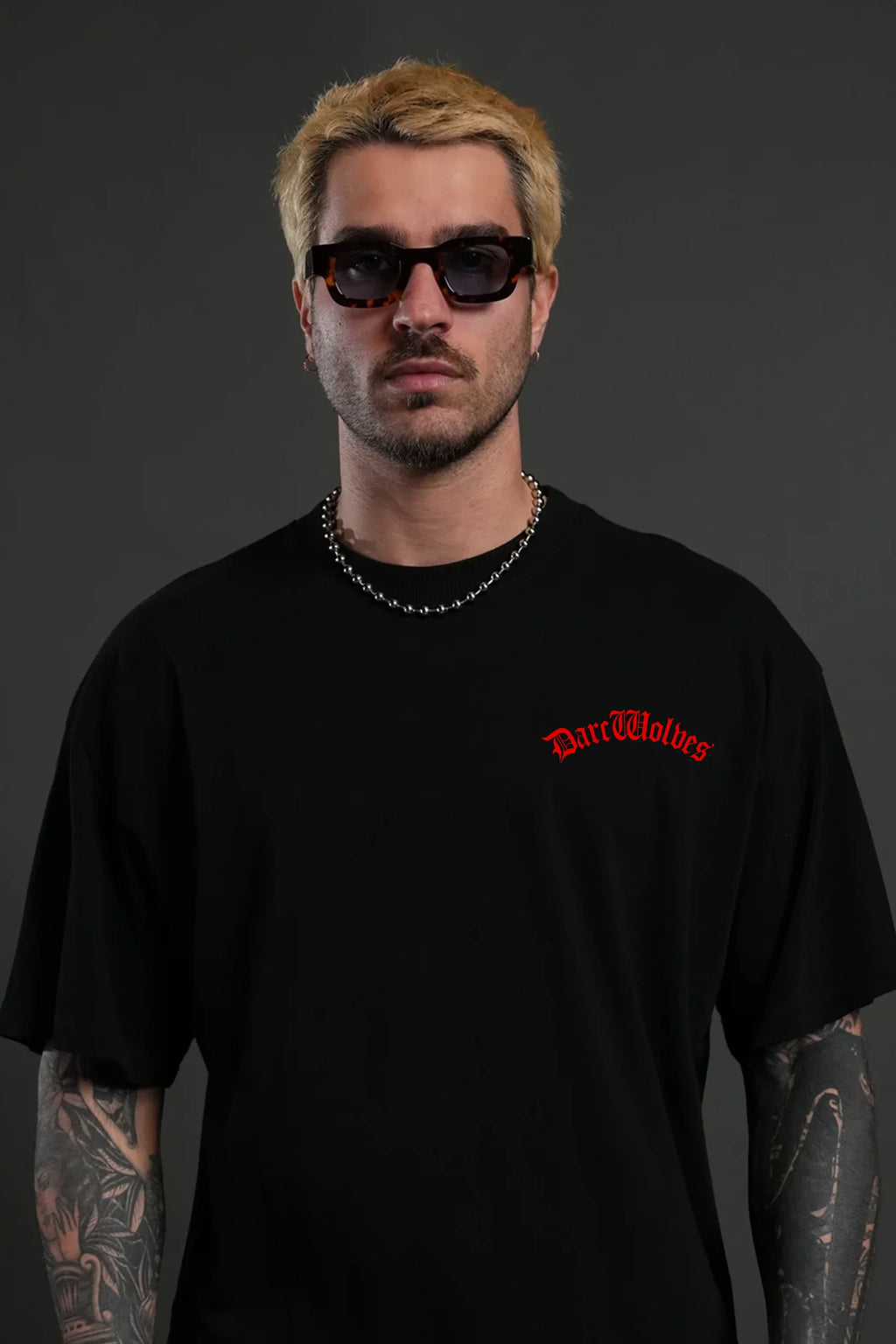 Darc Wolves,  Oversize  T-shirt (Black)